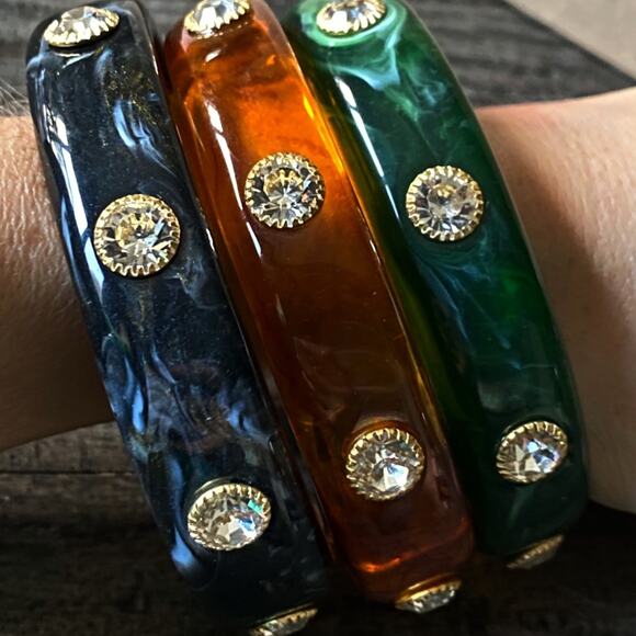 NEW Rhinestone Acrylic Bangle Bracelet Set - Picture 6 of 15